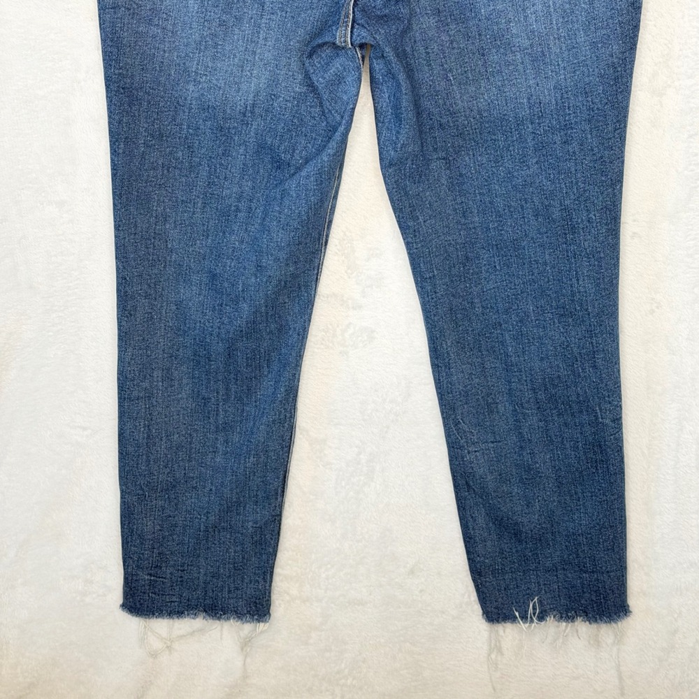 Old Navy Women's 12 Blue OG Straight High Rise Distressed Raw Hem Jeans - Picture 8 of 14